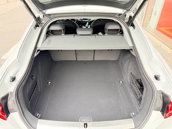 Audi A5 2024 Sportback 40 TFSI — фото 10