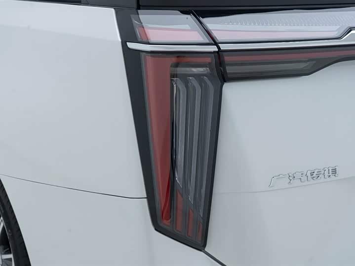 Trumpchi M8 2024 Hybrid — фото 14
