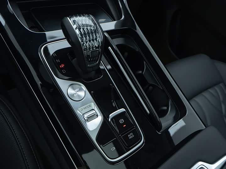 Trumpchi M8 2024 Hybrid — фото 28
