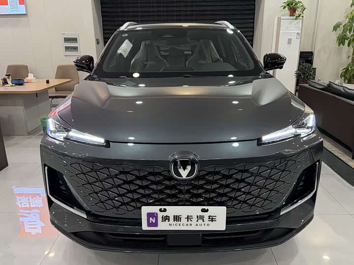 Changan CS55 PLUS PHEV 2025 125km — фото 2