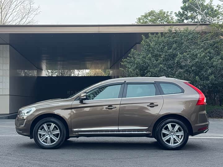 Volvo XC60 2015 T 5 AWD — фото 7