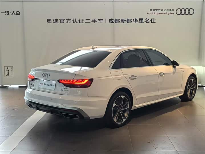Audi A4L 2022 40 TFSI — фото 5