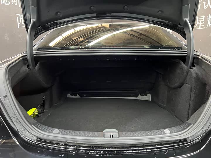 Mercedes-Benz E-Class 2023 E 260 L — фото 10