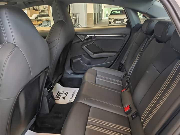 Audi A3 2024 A 3 L Limousine 35 TFSI Sport — фото 18