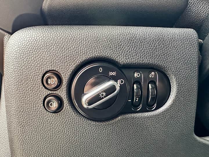MINI Hatch — фото 17