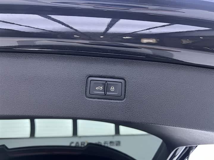 Audi Q7 2020 55 TFSI quattro — фото 12