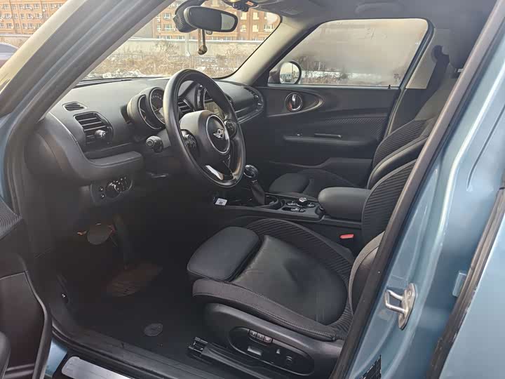 MINI Clubman — фото 4