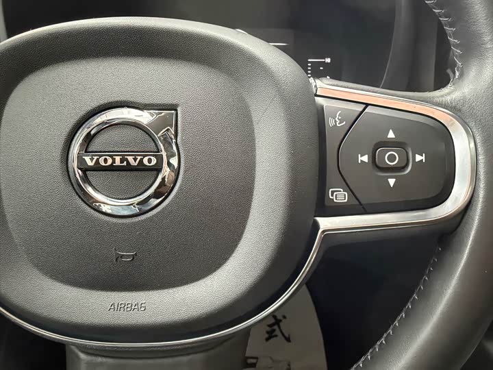 Volvo XC60 2019 T 5 4 WD VI — фото 17