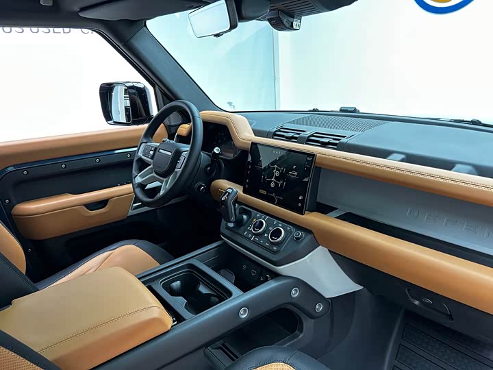 Land Rover Defender — фото 18