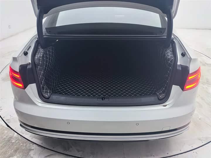 Audi A4L 2019 40 TFSI VI — фото 22