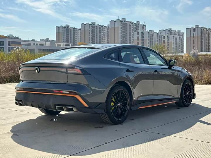 Changan UNI-V 2024 1.5 T Sport — фото 9