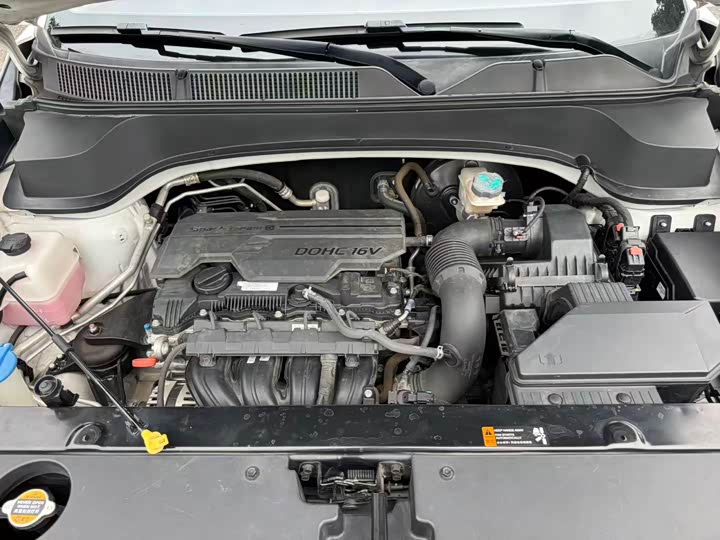 Kia Sportage — фото 14
