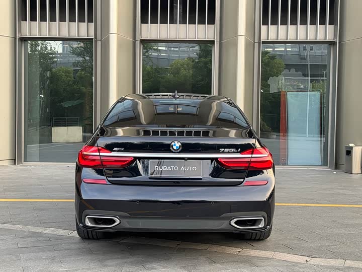 BMW 7-Series 2018 750 Li x Drive M — фото 6
