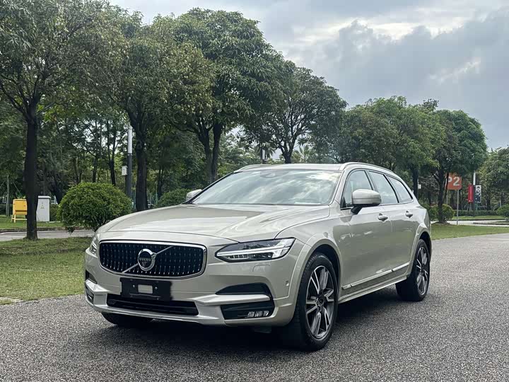Volvo V90 2019 Cross Country T 5 AWD VI — фото 1