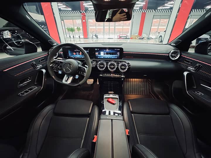 Mercedes-Benz A-Class 2024 AMG A 45 S 4 MATIC+ — фото 32