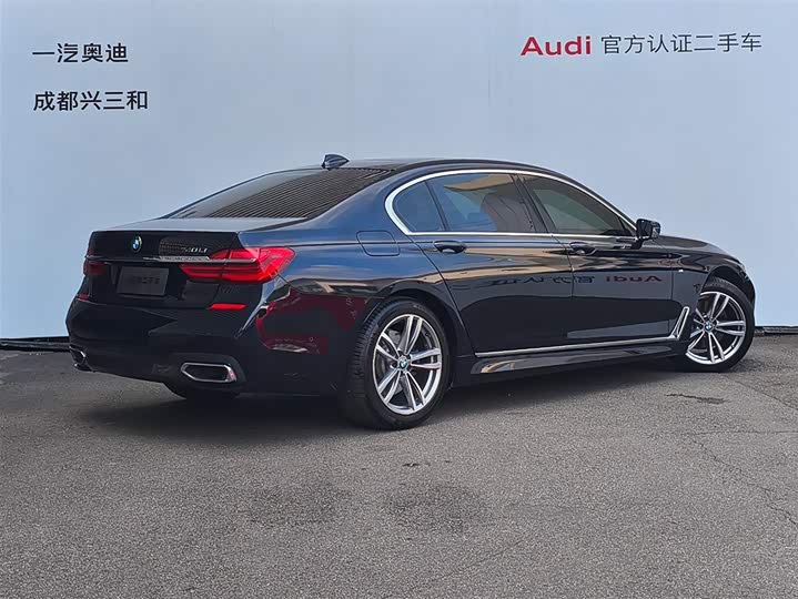 BMW 7-Series 2016 740 Li Leading — фото 4