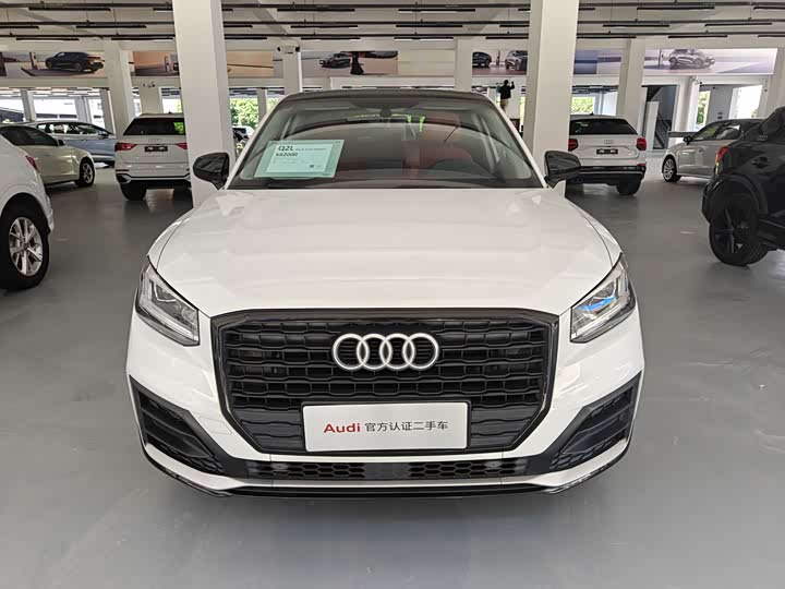 Audi Q2L 2021 35 TFSI — фото 2