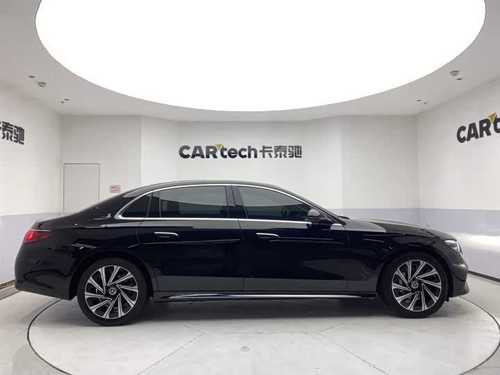 Mercedes-Benz E-Class 2024 E 300 L Luxury — фото 4
