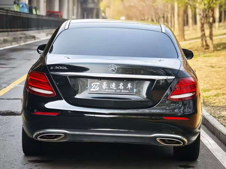 Mercedes-Benz E-Class 2019 E 200 L — фото 4