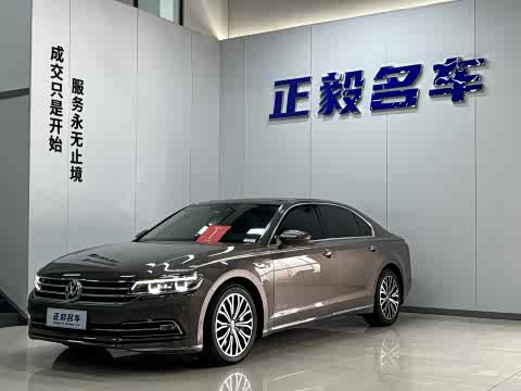 Volkswagen Phideon — фото 18