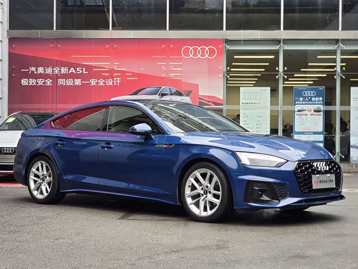 Audi A5 2023 Sportback 40 TFSI — фото 4