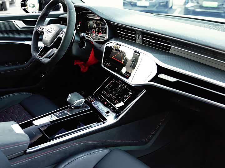Audi RS 6 2025 RS 6 Avant GT — фото 18