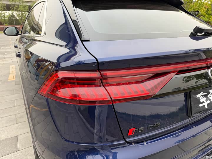 Audi Q8 2019 55 TFSI — фото 11