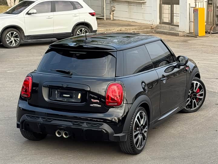MINI Hatch — фото 15