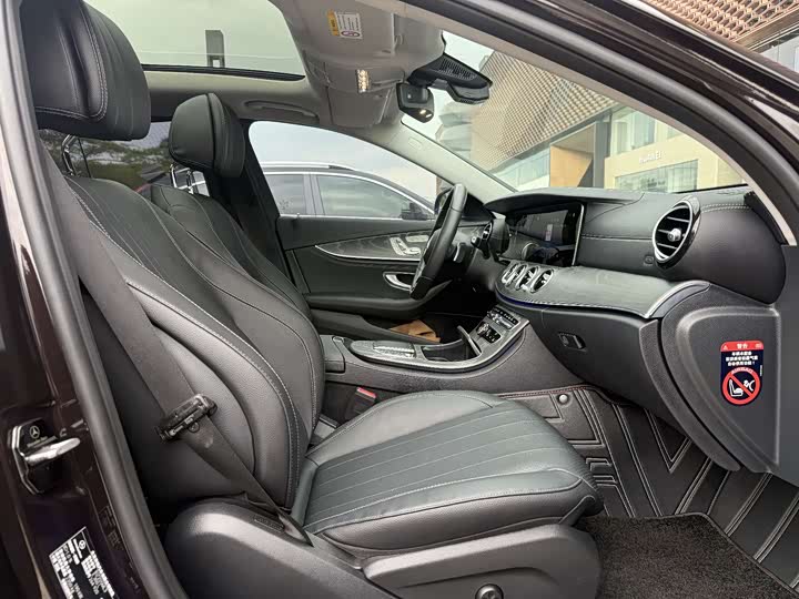 Mercedes-Benz E-Class 2021 E 300 L Luxury — фото 21
