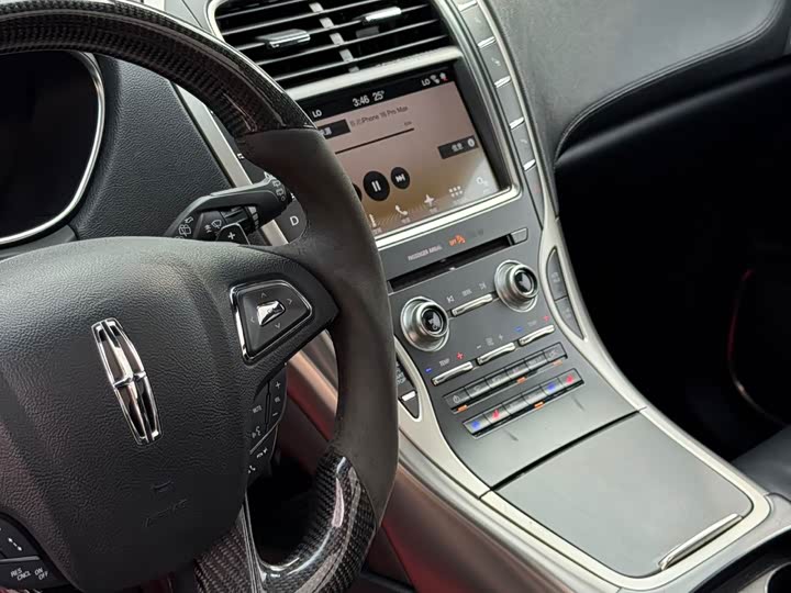 Lincoln MKX 2015 2.0 T 4 WD — фото 7