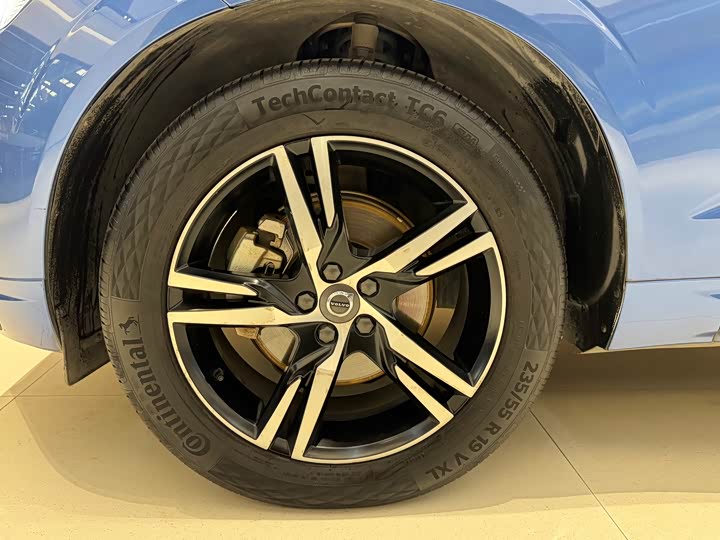 Volvo XC60 2020 T 5 4 WD — фото 21