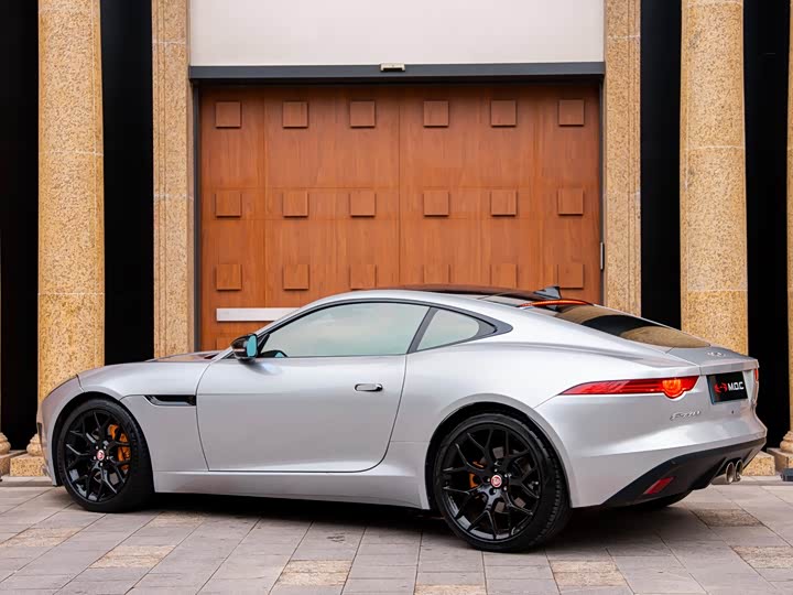 Jaguar F-TYPE 2016 3.0 SC — фото 4