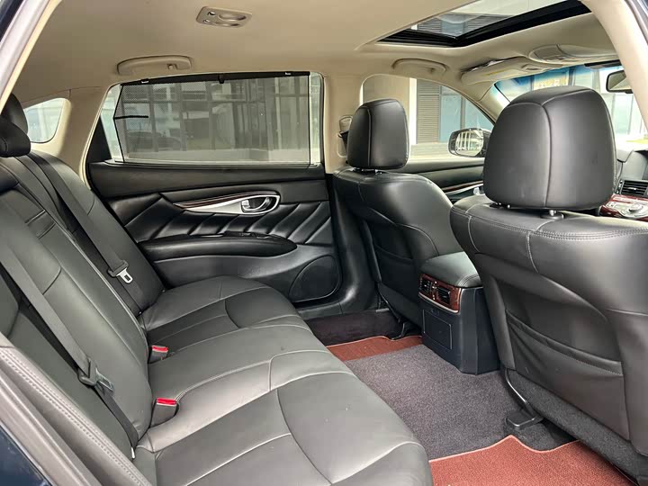 Infiniti Q70 2017 Q 70 L 2.5 L — фото 11