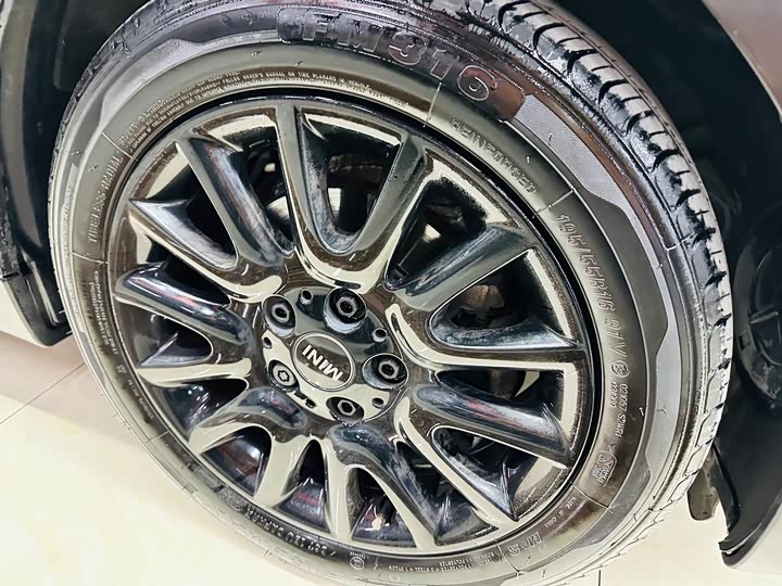 MINI Hatch — фото 14
