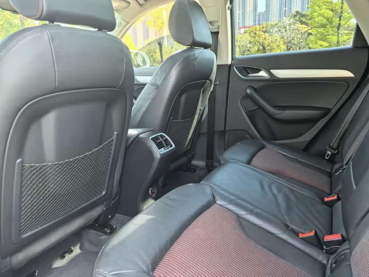 Audi Q3 2018 30 35 TFSI Sport — фото 22