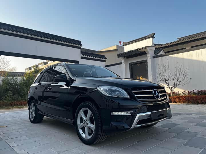 Mercedes-Benz M-Class 2015 ML 400 4 MATIC — фото 3
