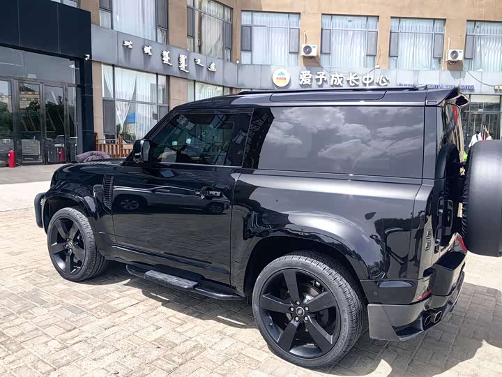 Land Rover Defender — фото 12