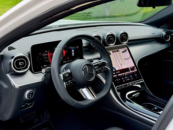 Mercedes-Benz C-Class 2023 C 200 L — фото 4
