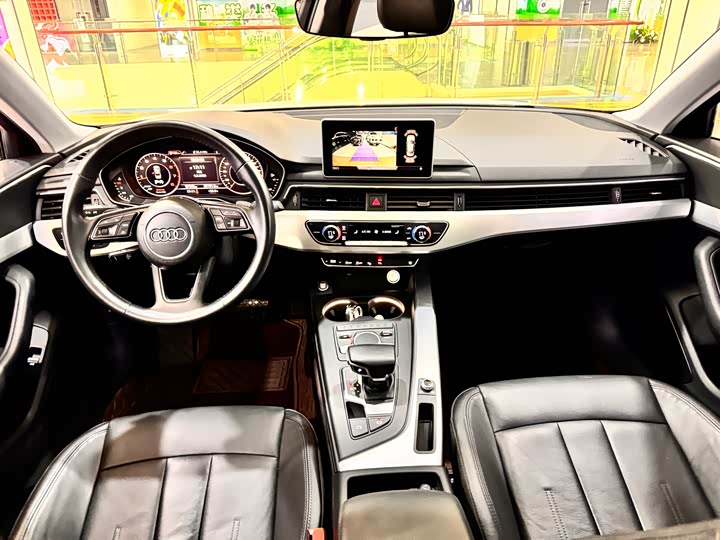 Audi A4L 2019 40 TFSI VI — фото 16