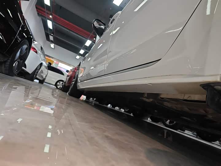 Jaguar XEL 2024 2.0 T 250 PS R-DYNAMIC S — фото 18