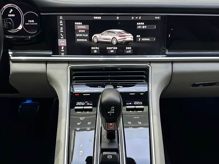 Porsche Panamera 2021 Panamera Turbo S 4.0 T — фото 13