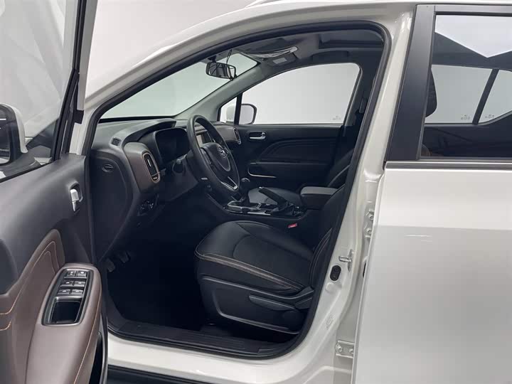 Trumpchi GS3 2019 150 N MT — фото 18