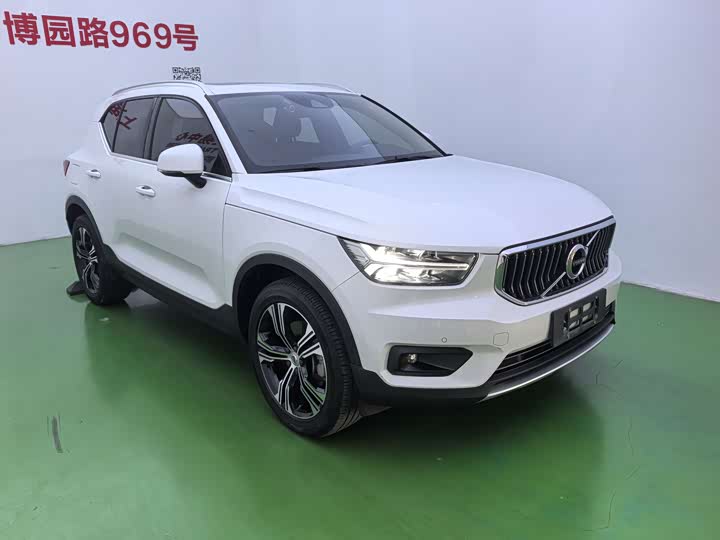 Volvo XC40 2020 T 4 WD — фото 3