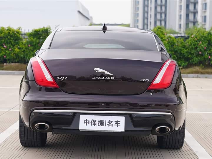 Jaguar XJ 2016 XJL 3.0 SC 2 WD — фото 28