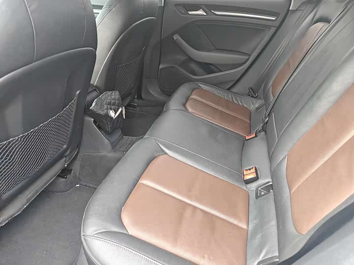 Audi A3 2019 Limousine 35 TFSI V — фото 9