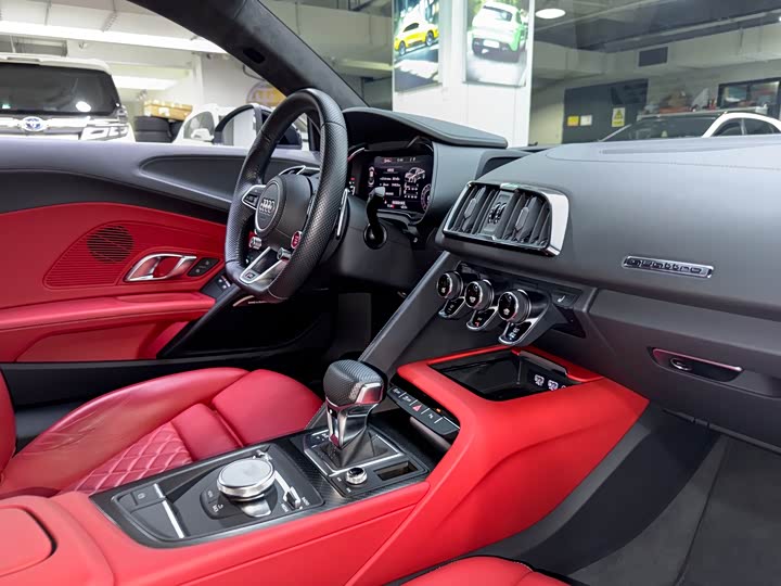 Audi R8 2022 V 10 Coupe performance — фото 20