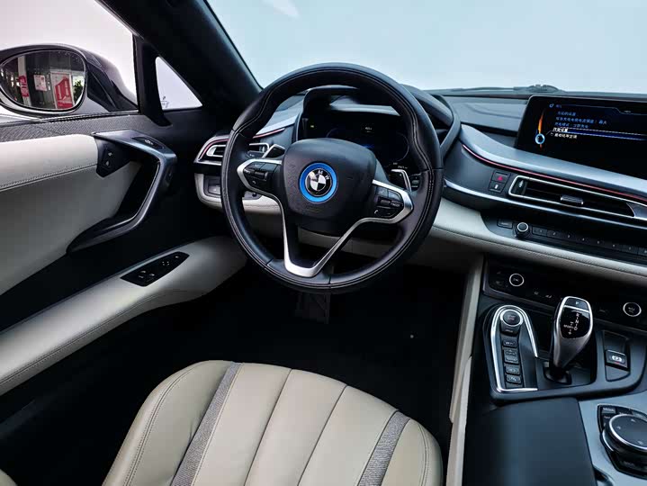 BMW i8 2014 Standard — фото 26