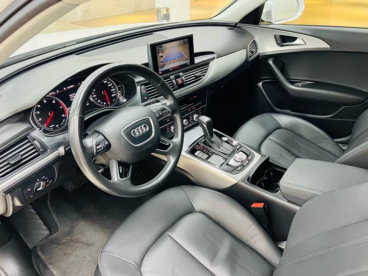Audi A6L TFSI — фото 8
