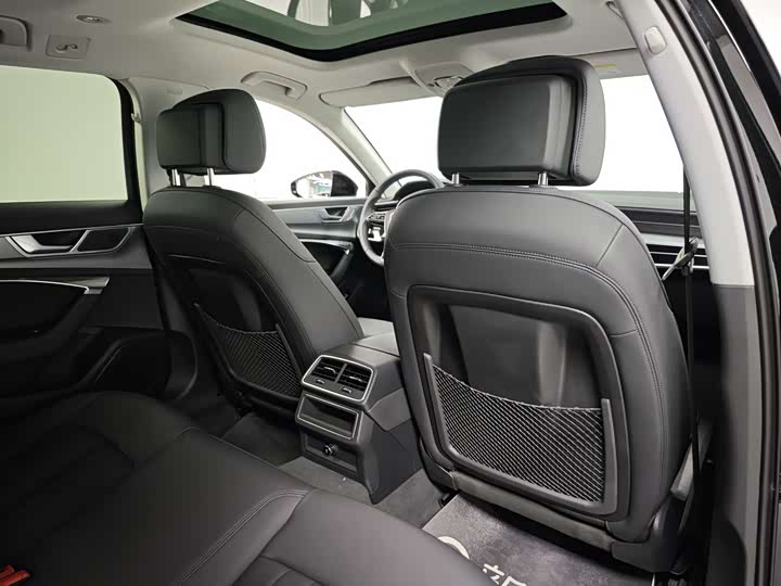Audi A6 2023 allroad quattro 55 TFSI — фото 11