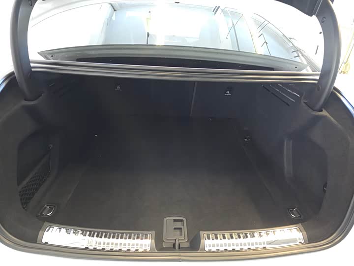 Audi A5L 2026 2.0 T quattro — фото 10